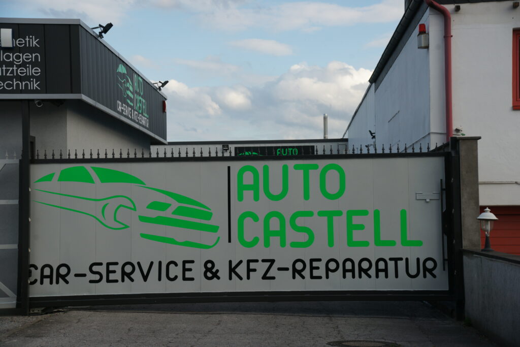 Auto Castell heißt Sie willkommen!